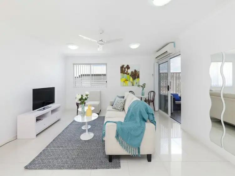 Second view of Homely unit listing, 2/16 Yeronga Street, Yeronga QLD 4104