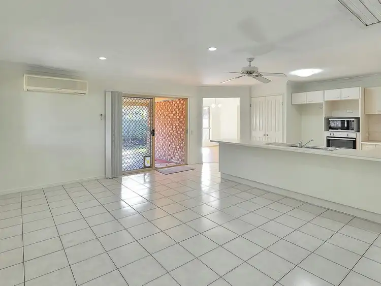 Fifth view of Homely house listing, 15 Dunoola Place, Parkinson QLD 4115