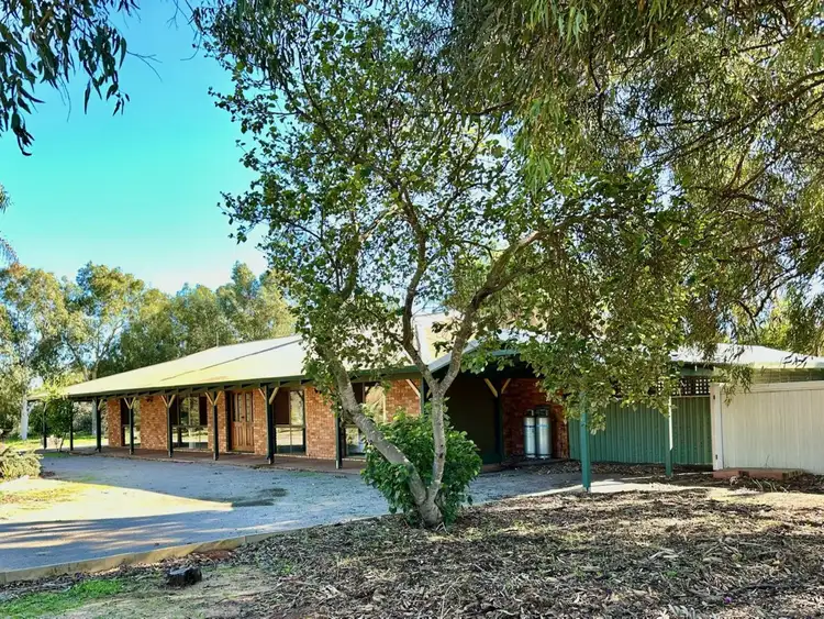 2 Dayana Drive, Woorree WA 6530