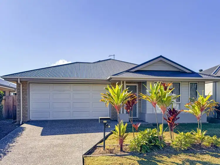 4 Lorikeet Close, Deebing Heights QLD 4306