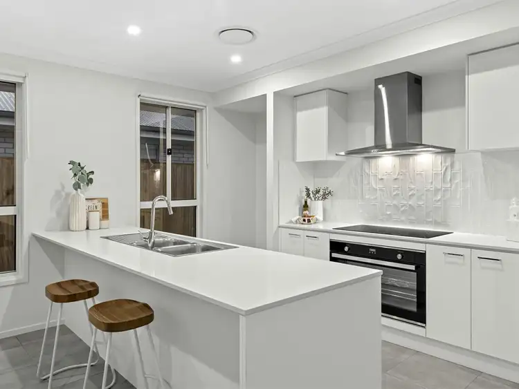 Sixth view of Homely house listing, 4 Ferris Avenue, Park Ridge QLD 4125