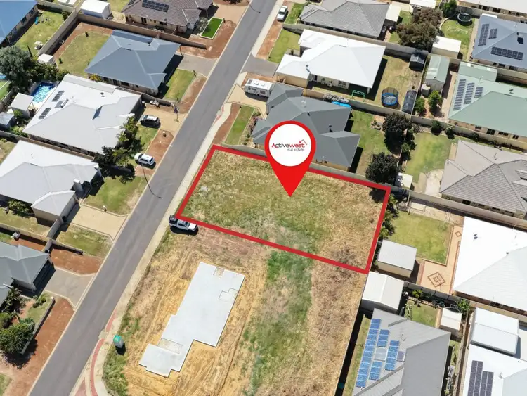 10 Peak Street, Drummond Cove WA 6532