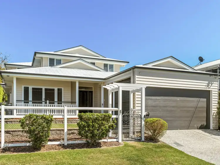 11 Young Street, Graceville QLD 4075