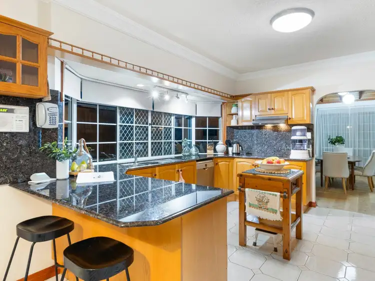 Sixth view of Homely house listing, 3 Yewleaf Place, Calamvale QLD 4116