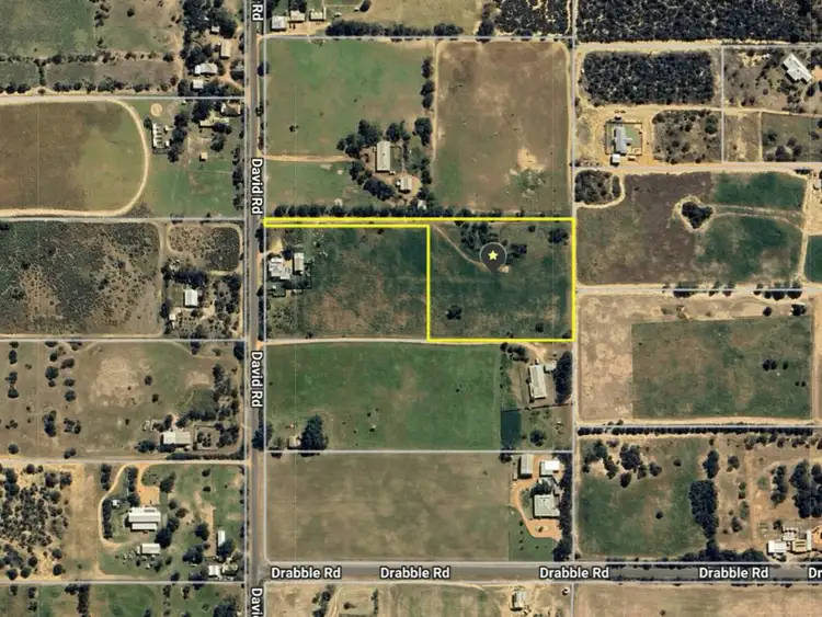 220 David Road, Waggrakine WA 6530