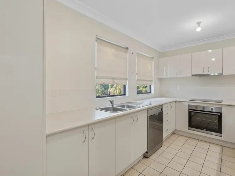Fifth view of Homely townhouse listing, 6/2200 Logan Road, Upper Mount Gravatt QLD 4122