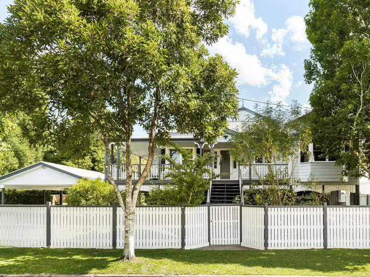 8 Oman Street, Sherwood QLD 4075