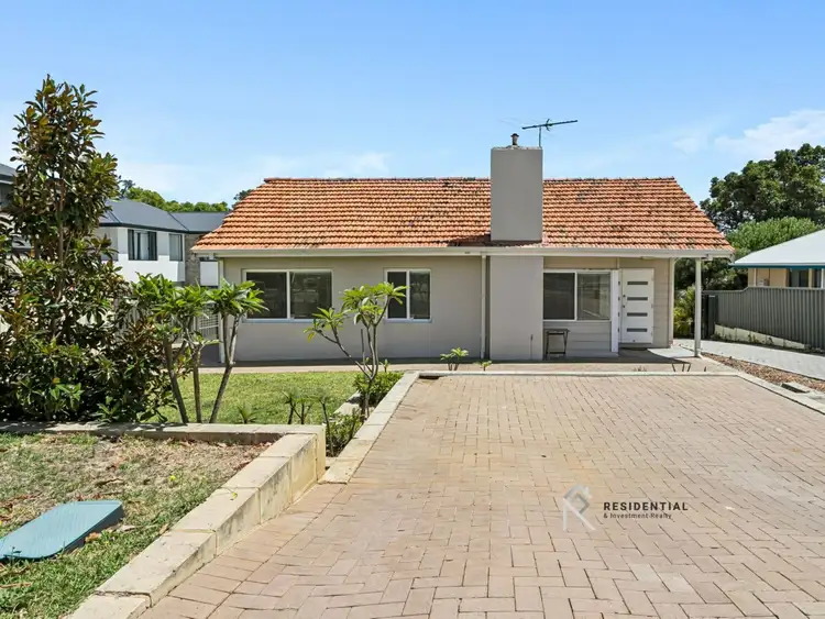 32 Fermaner Street, Karrinyup WA 6018