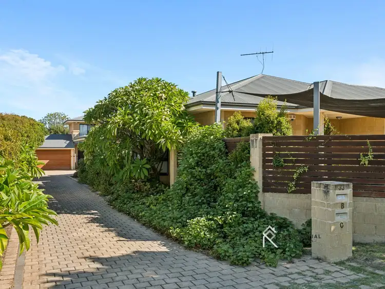 33c Thrall Street