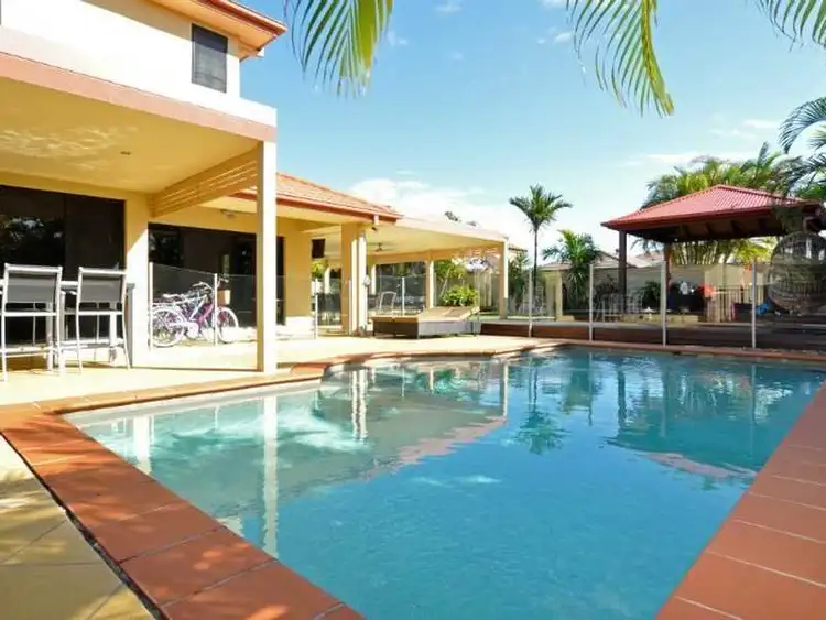 21 Calmwater Crescent, Helensvale QLD 4212