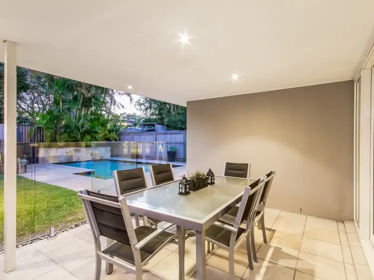 104 Albion Avenue, Miami QLD 4220