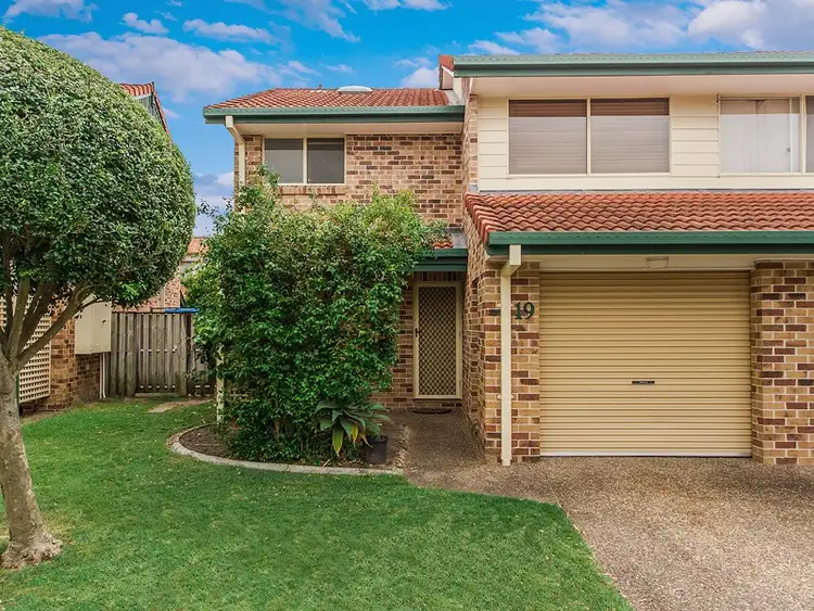 Main view of Homely townhouse listing, 19/1-5 Santa Cruz Gardens, Clear Island Waters QLD 4226
