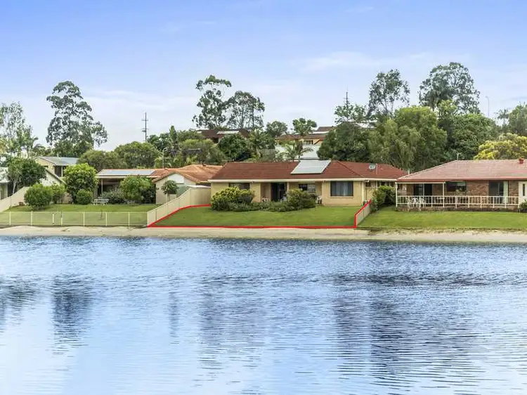 25 Murtha Drive, Elanora QLD 4221