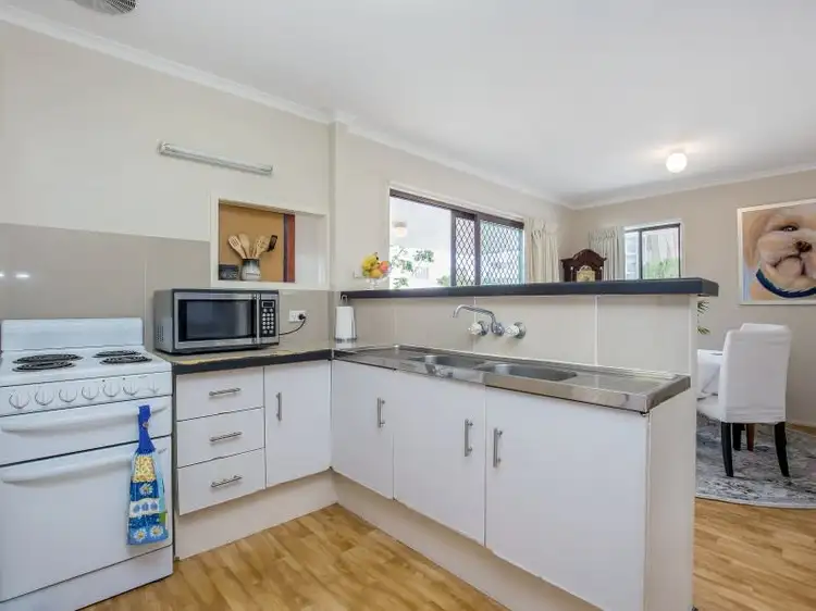 Seventh view of Homely block of units listing, 5 Adori Street, Surfers Paradise QLD 4217