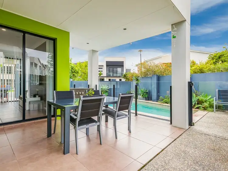 Seventh view of Homely house listing, 2 Valetta Cr, Varsity Lakes QLD 4227