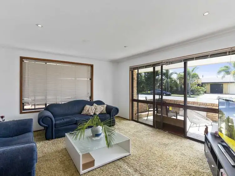 Sixth view of Homely house listing, 10 Myrtle Court, Palm Beach QLD 4221