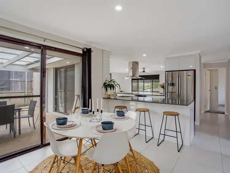 Second view of Homely house listing, 20 Orlando Court, Highland Park QLD 4211