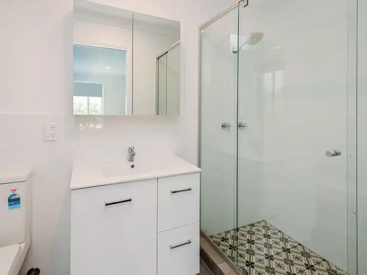 Sixth view of Homely semi-detached listing, 2/14 Illinois Ct, Varsity Lakes QLD 4227
