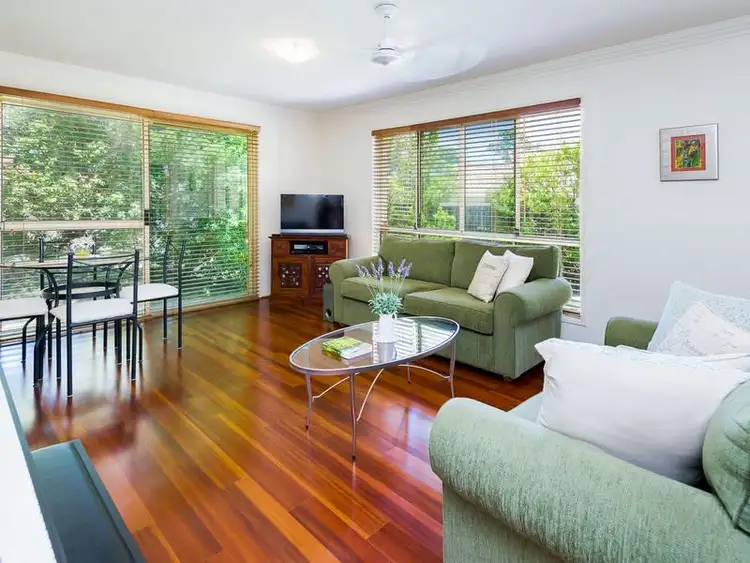 Fourth view of Homely semi-detached listing, 1/42 Merrilaine Crescent, Merrimac QLD 4226