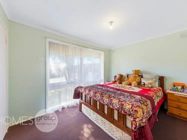 Fifth view of Homely house listing, 23 Camelot Drive, Albanvale VIC 3021