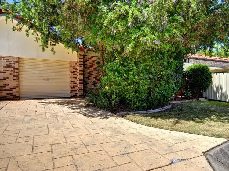 Main view of Homely semi-detached listing, 2/3 Macbeth Court, Merrimac QLD 4226