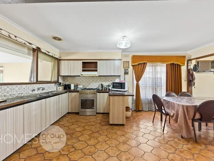 Fifth view of Homely house listing, 40 Robyn Avenue, Albanvale VIC 3021