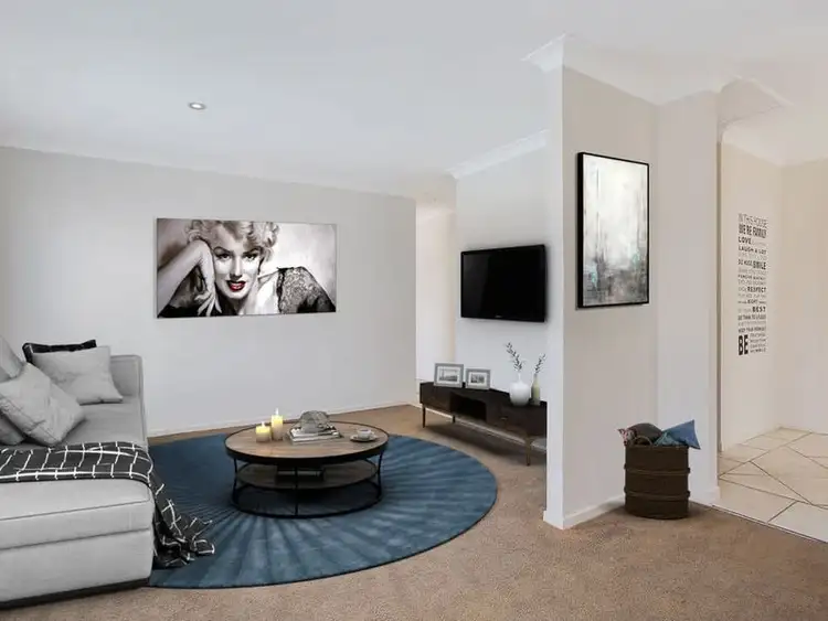 Fourth view of Homely house listing, 4 Sue Court, Highland Park QLD 4211