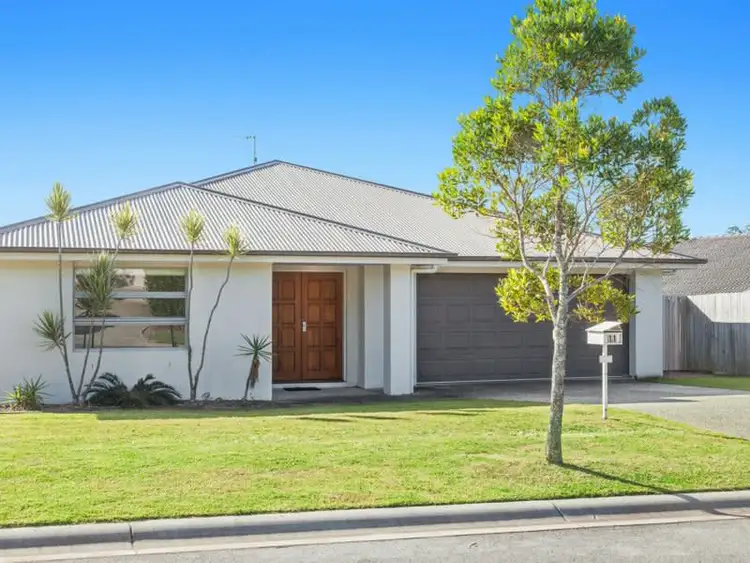 11 Roper Street, Pacific Pines QLD 4211