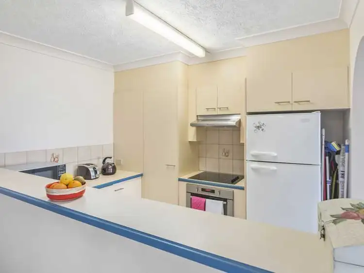 Fifth view of Homely unit listing, 4/7 Twenty Seventh Avenue, Palm Beach QLD 4221
