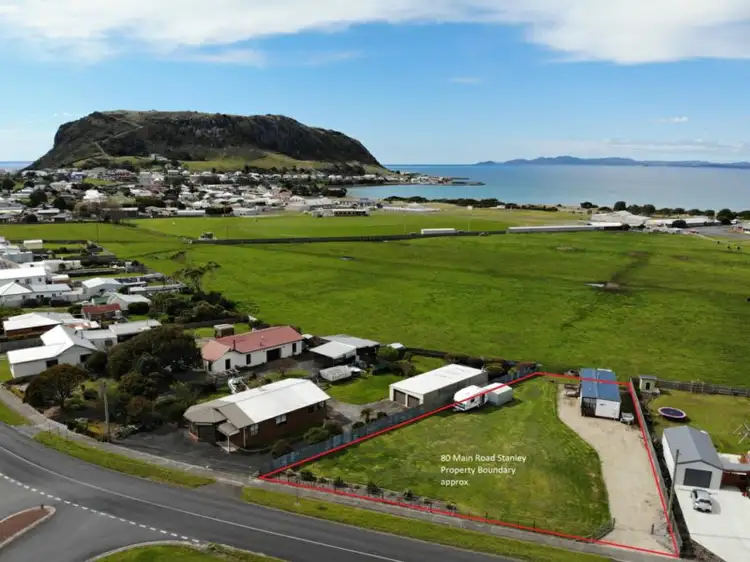 80 Main Road, Stanley TAS 7331