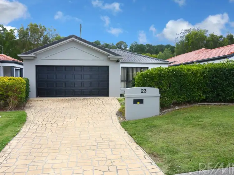 23 Blackwattle Cct, Arundel QLD 4214