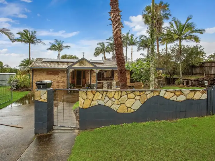 1 Richard Crescent, Highland Park QLD 4211