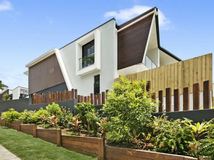 Second view of Homely house listing, 74-76 Hillview Parade, Ashmore QLD 4214