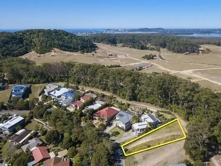 35 Sawtell Drive, Currumbin Waters QLD 4223