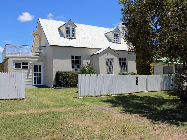 34 Albert Street, Warwick QLD 4370