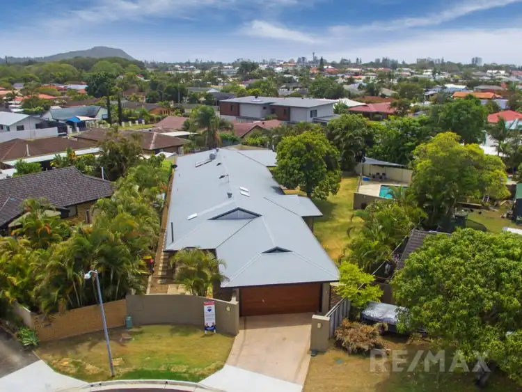 11 Cassia Ct, Palm Beach QLD 4221