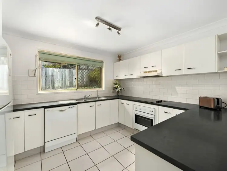 Second view of Homely semi-detached listing, 1/34 Cashel Crescent, Banora Point NSW 2486