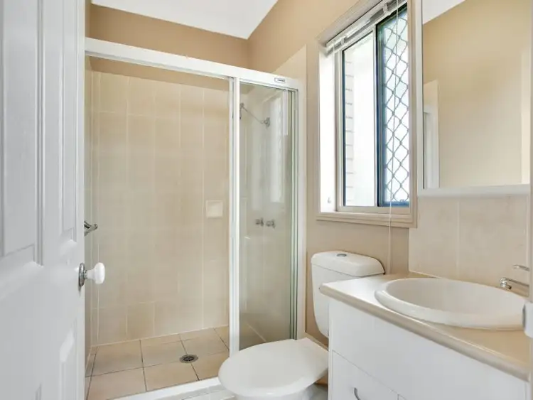 Fifth view of Homely house listing, 2/33 Bayswater Ave, Varsity Lakes QLD 4227