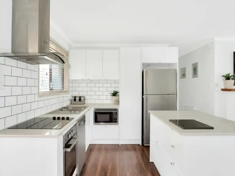 Fifth view of Homely house listing, 7 Meteor Ct, Mudgeeraba QLD 4213