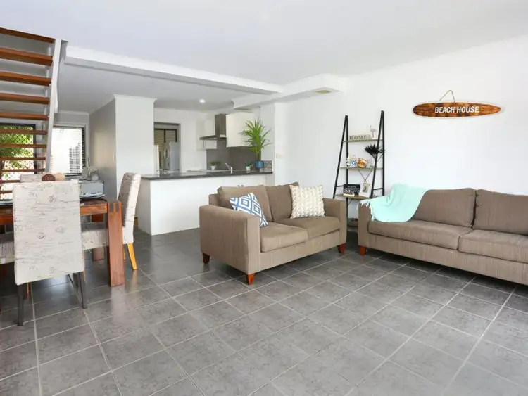 6/9 Aquila Crt, Mermaid Waters QLD 4218