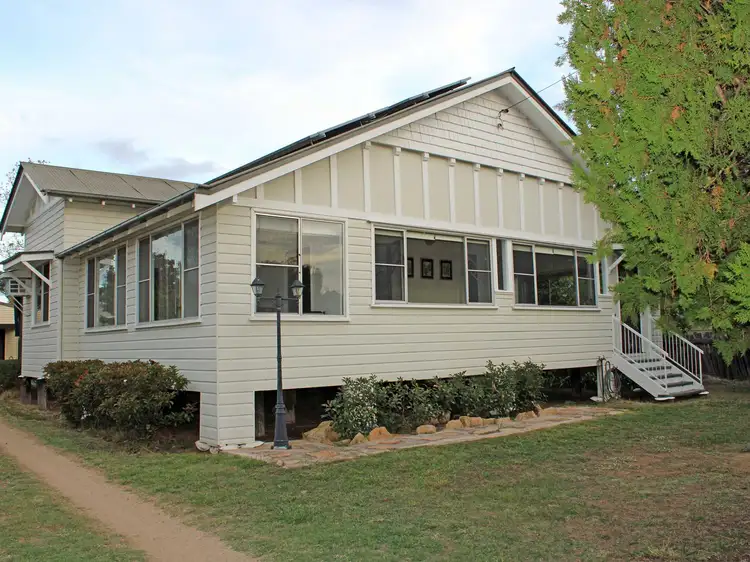 44 Dragon Street, Warwick QLD 4370
