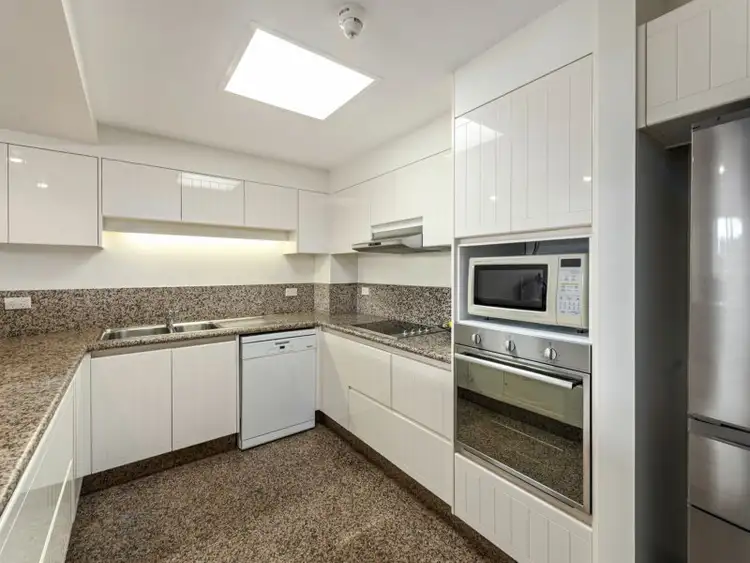 Sixth view of Homely house listing, 125 Santa Cruz Boulevard, Clear Island Waters QLD 4226