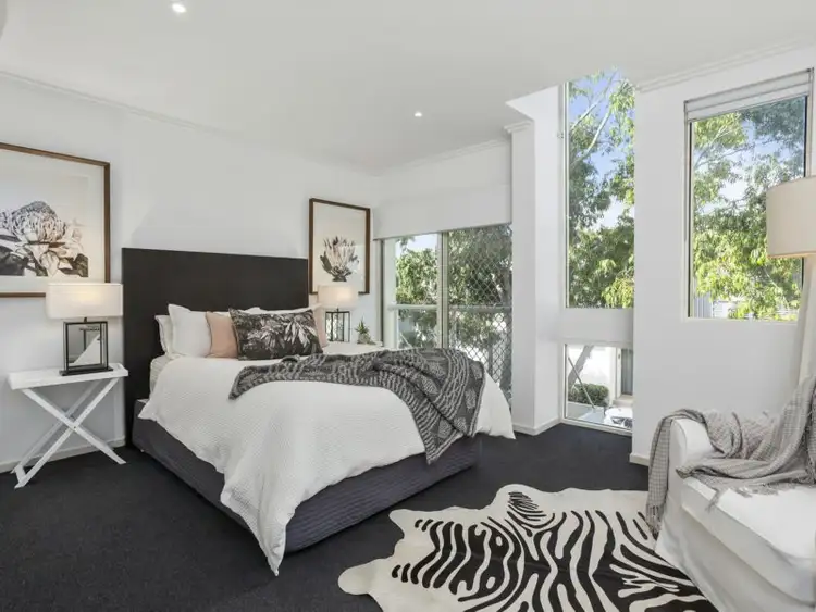 Fifth view of Homely house listing, 32 Moores Cr, Varsity Lakes QLD 4227