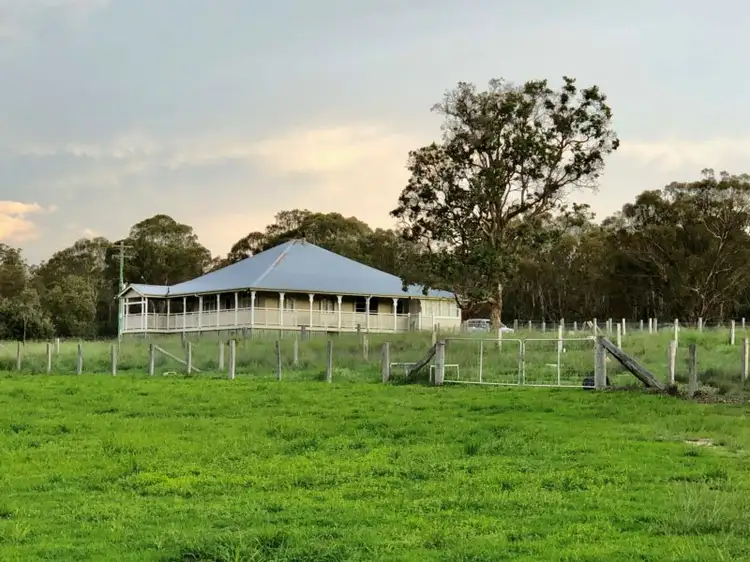 705 Sorrento Road, Dalveen QLD 4374