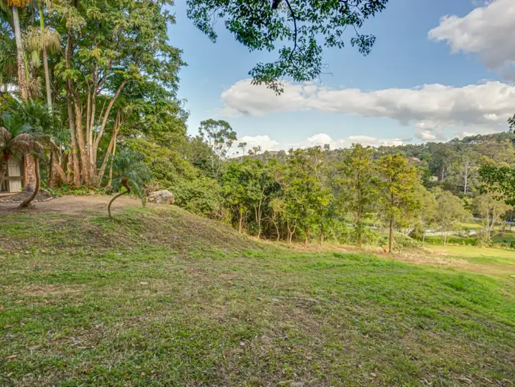 Second view of Homely house listing, 7 Duchess Court, Tallai QLD 4213