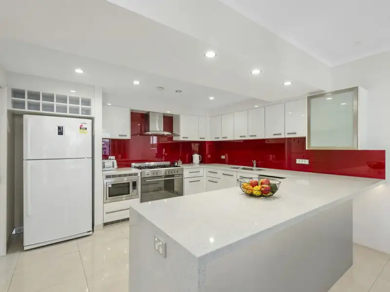 Main view of Homely house listing, 1/125 Santa Cruz Boulevard, Clear Island Waters QLD 4226