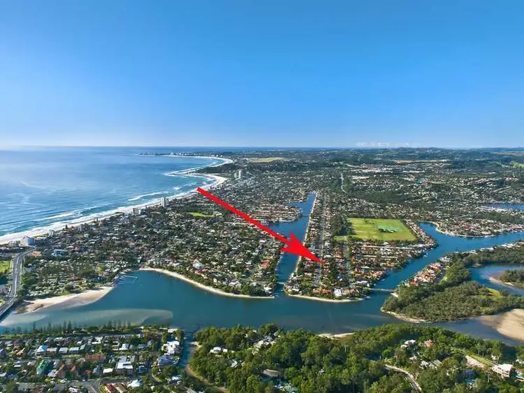 25 Mallawa Drive, Palm Beach QLD 4221