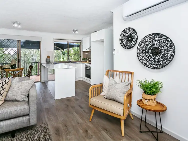 Fifth view of Homely house listing, 13 Issell  Place, Highland Park QLD 4211