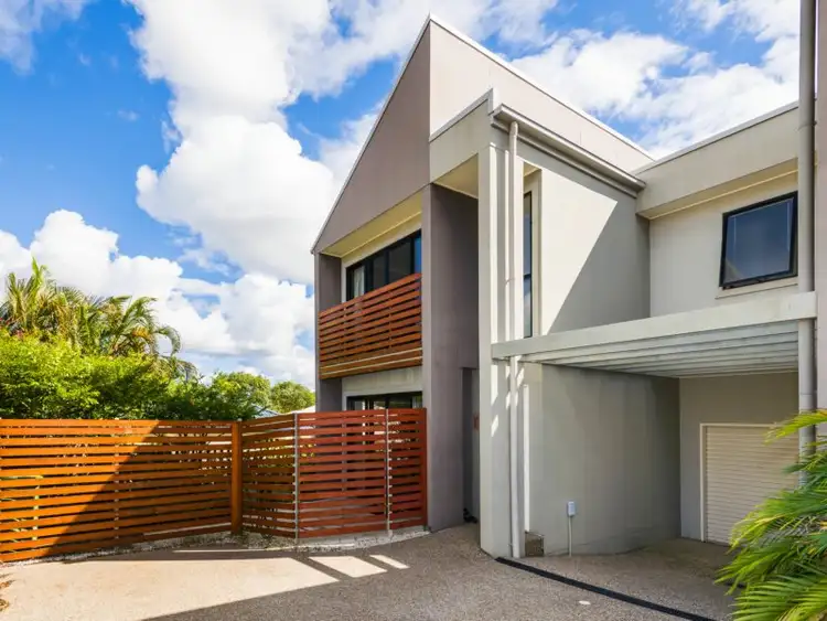 1/15 Blue Ridge Cr., Varsity Lakes QLD 4227