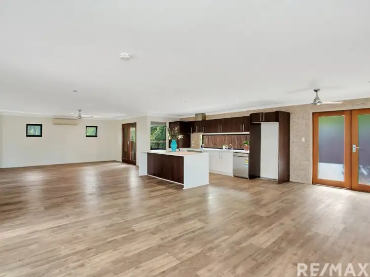 Second view of Homely house listing, 2 Edelsten Court, Carrara QLD 4211